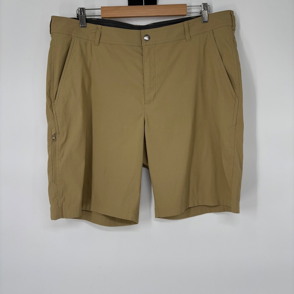 Columbia Silver Ridge Tan Khaki Cargo Hiking Shorts Mens 40W 10L Outdoor Fishing